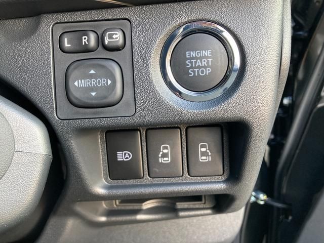 TOYOTA HIACE VAN 4WD 2025 Image 31