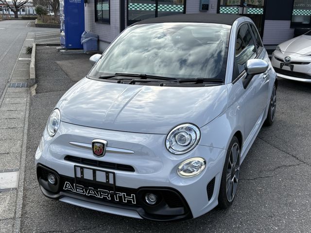 FIAT ABARTH 595C 2019 Image 31