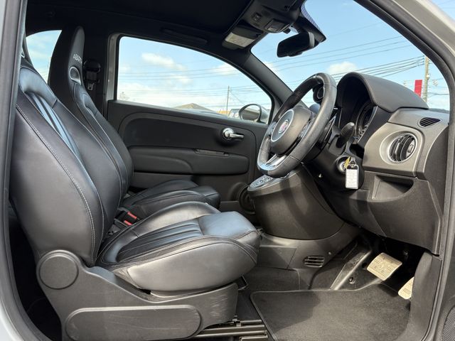 FIAT ABARTH 595C 2019 Image 31