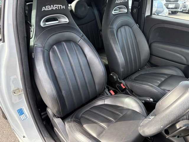 FIAT ABARTH 595C 2019 Image 31