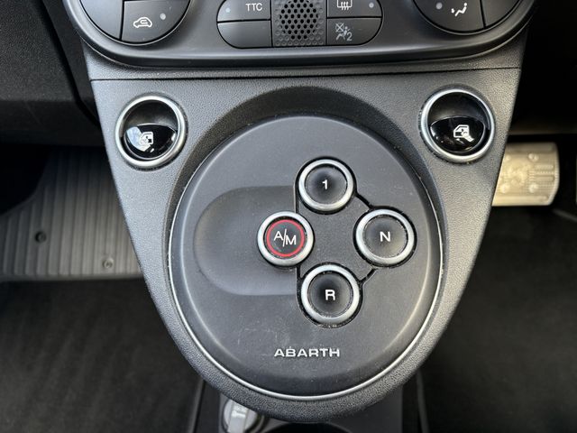 FIAT ABARTH 595C 2019 Image 31