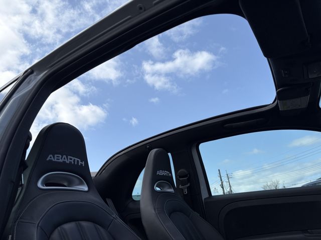 FIAT ABARTH 595C 2019 Image 31