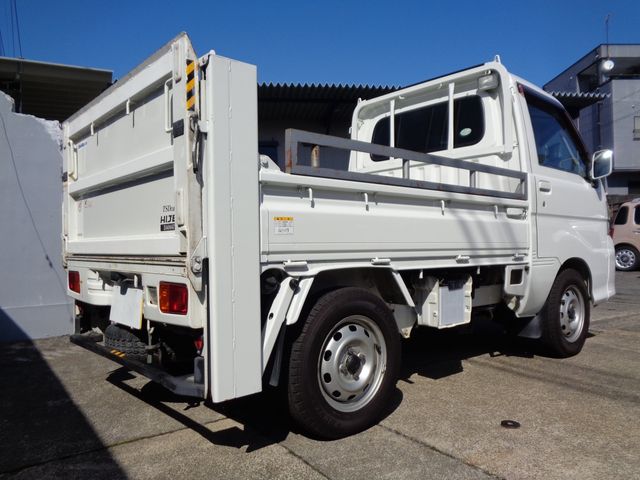 DAIHATSU HIJET TRUCK 4WD 2011 Image 31