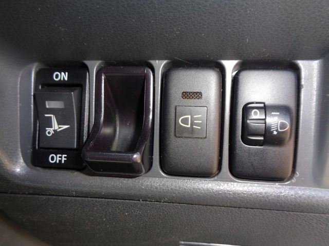 DAIHATSU HIJET TRUCK 4WD 2011 Image 31