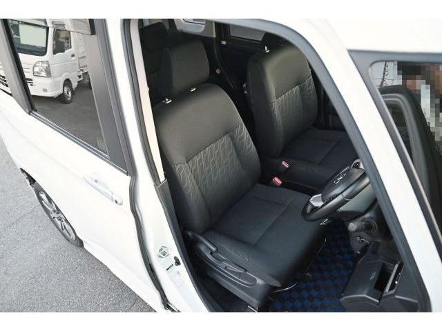 TOYOTA TANK 2019 Image 31