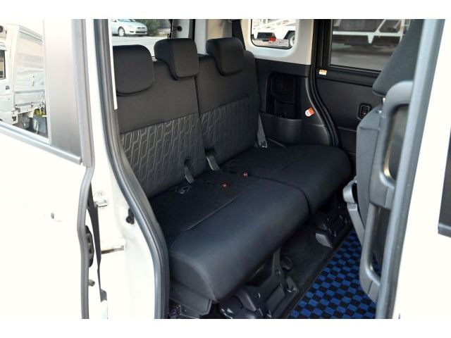 TOYOTA TANK 2019 Image 31