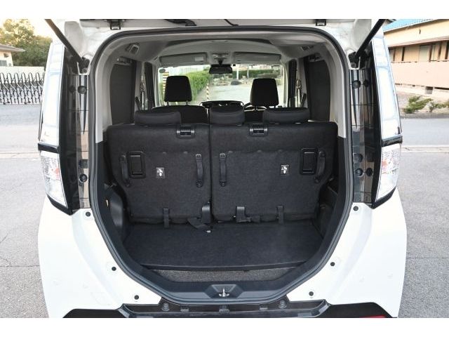 TOYOTA TANK 2019 Image 31