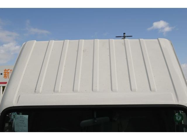 ISUZU ELF 2011 Image 31