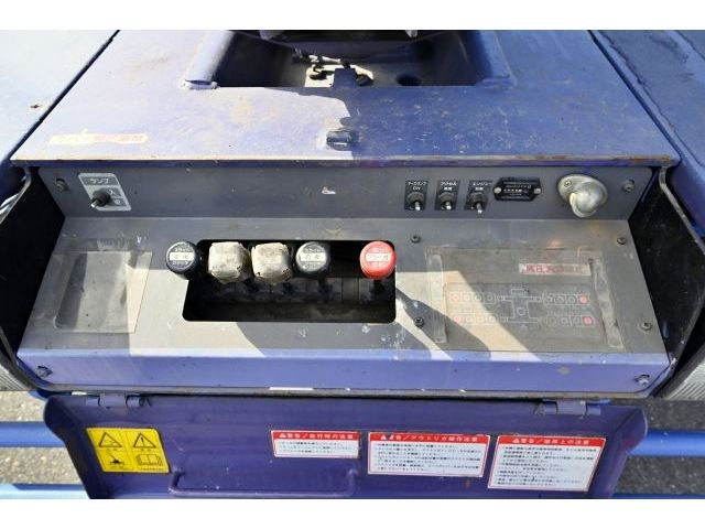 ISUZU ELF 2011 Image 31