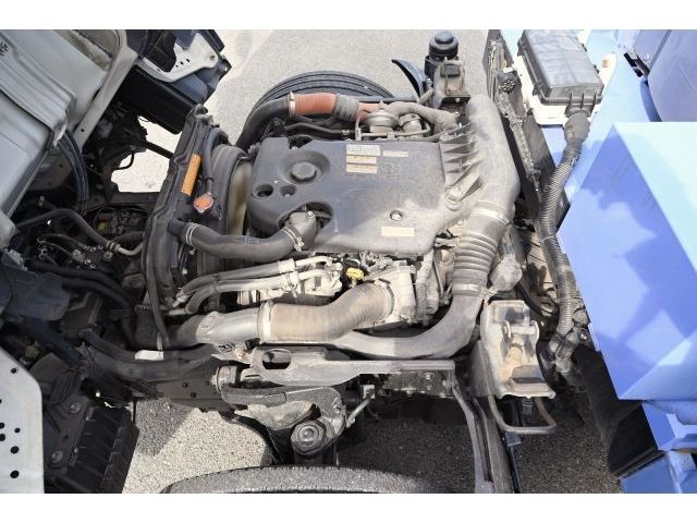 ISUZU ELF 2011 Image 31