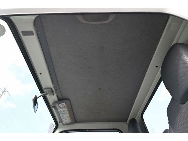 ISUZU ELF 2011 Image 31