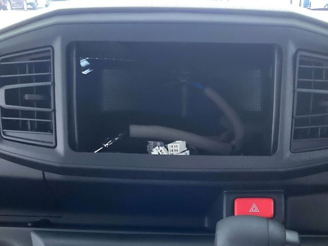 DAIHATSU MIRA E:S 2025 Image 31