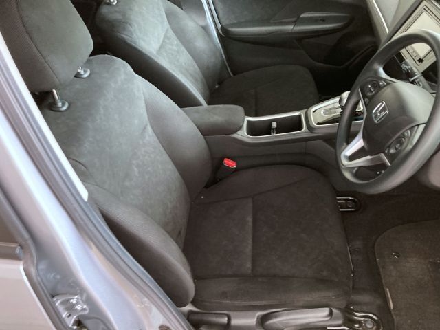 HONDA SHUTTLE HYBRID 2018 Image 31