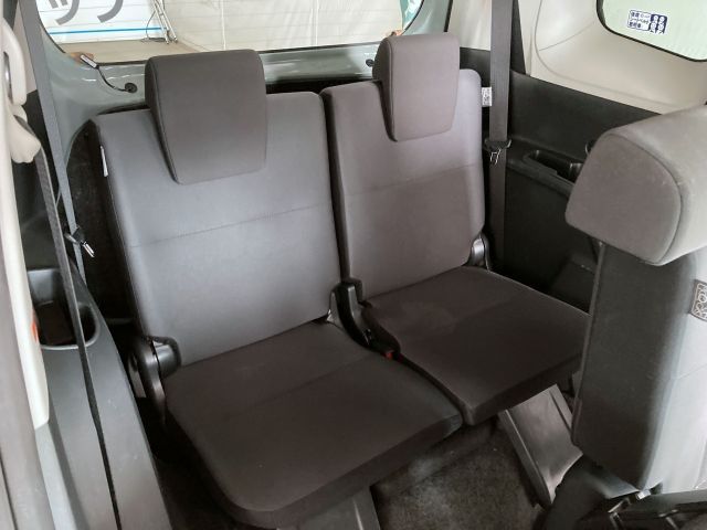 TOYOTA SIENTA HYBRID 2023 Image 31