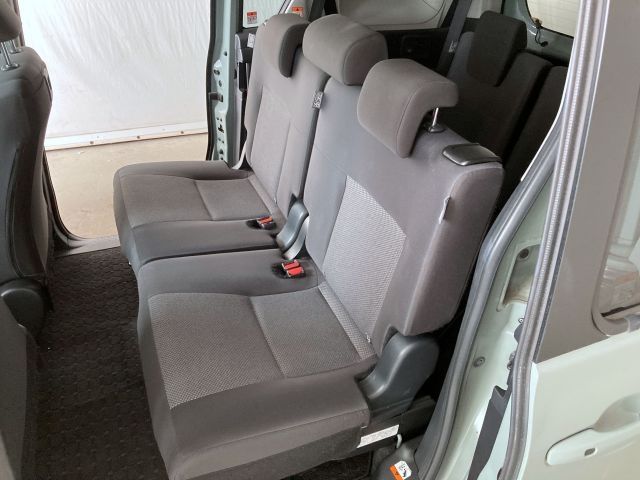 TOYOTA SIENTA HYBRID 2023 Image 31