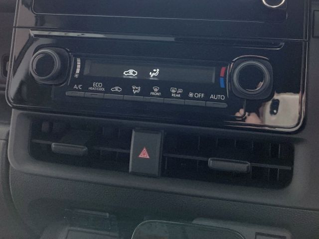 TOYOTA SIENTA HYBRID 2023 Image 31