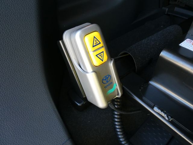 TOYOTA ROOMY 2020 Image 31