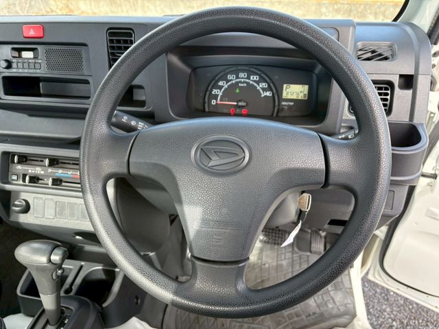 DAIHATSU HIJET TRUCK 2015 Image 31