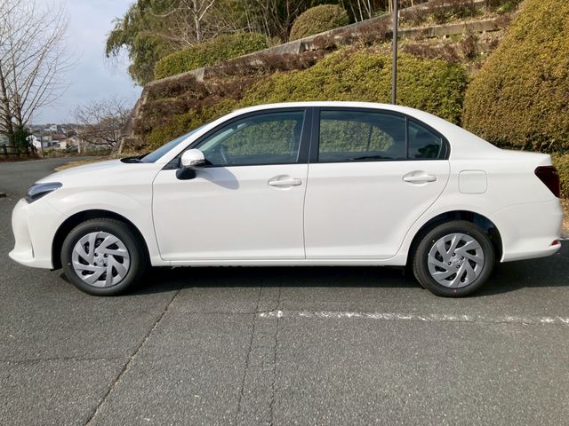 TOYOTA COROLLA AXIO HYBRID 2026 Image 31