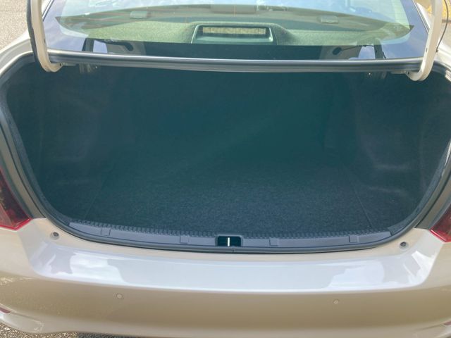 TOYOTA COROLLA AXIO HYBRID 2026 Image 31