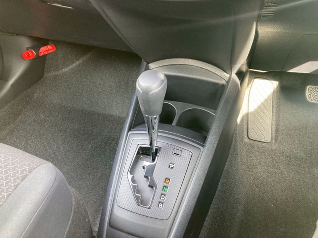 TOYOTA COROLLA AXIO HYBRID 2026 Image 31