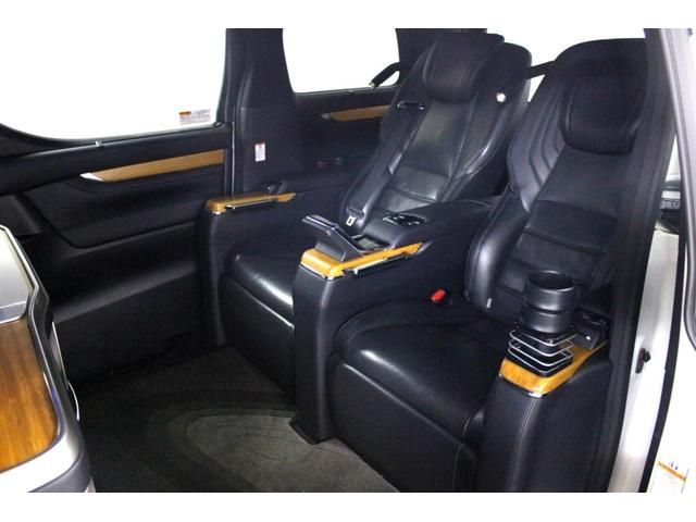 TOYOTA ALPHARD HYBRID 4WD 2016 Image 31