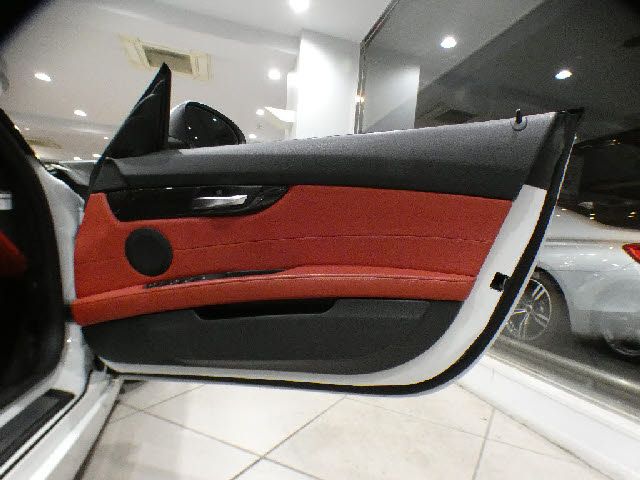 BMW Z4 2016 Image 31