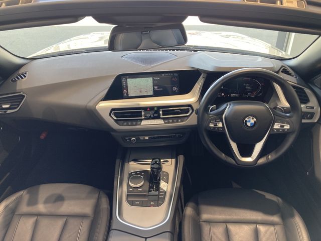 BMW Z4 2019 Image 31