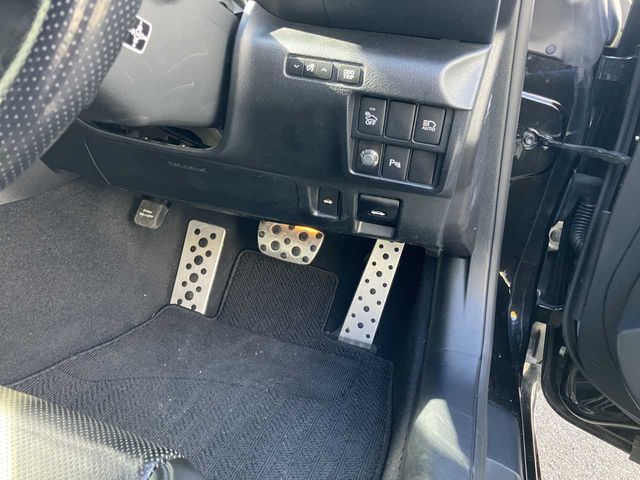 TOYOTA LEXUS RC300H 2015 Image 31