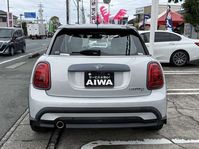 BMW MINI COOPER D 5DOOR 2022 Image 31