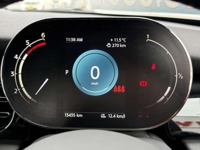 BMW MINI COOPER D 5DOOR 2022 Image 31