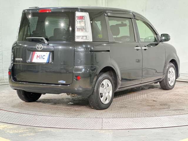 TOYOTA SIENTA 2013 Image 31