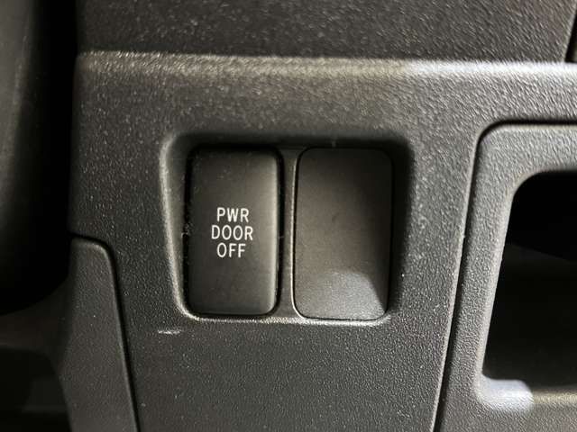 TOYOTA SIENTA 2013 Image 31