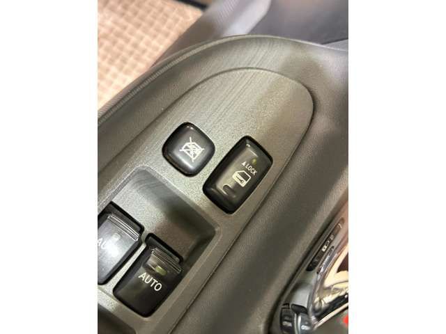 TOYOTA SIENTA 2013 Image 31