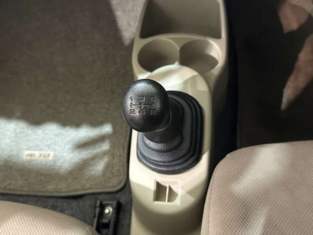 SUZUKI ALTO 2013 Image 31