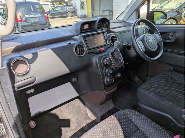 TOYOTA SPADE 2014 Image 31