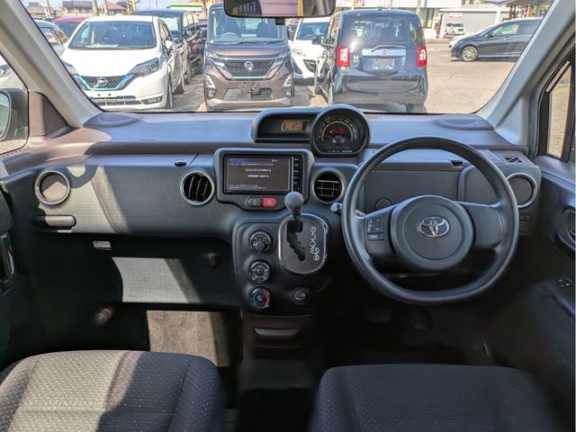 TOYOTA SPADE 2014 Image 31