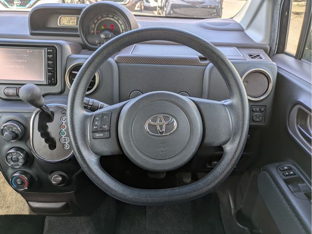 TOYOTA SPADE 2014 Image 31