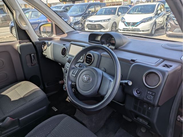 TOYOTA SPADE 2014 Image 31