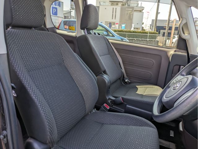 TOYOTA SPADE 2014 Image 31