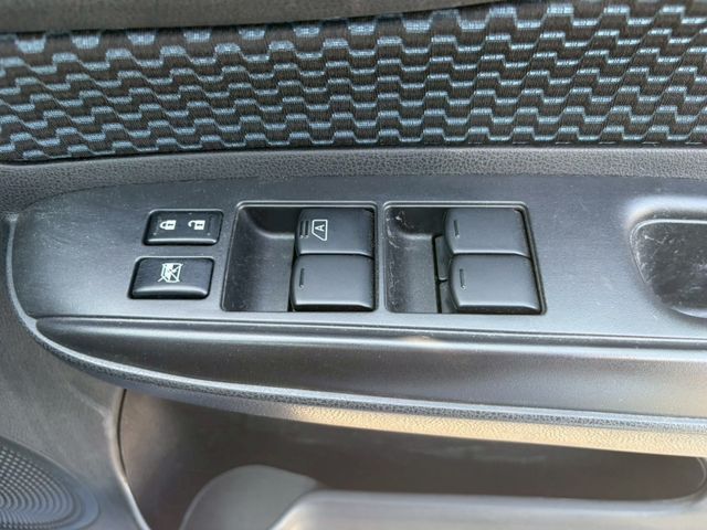 NISSAN NOTE 2015 Image 31