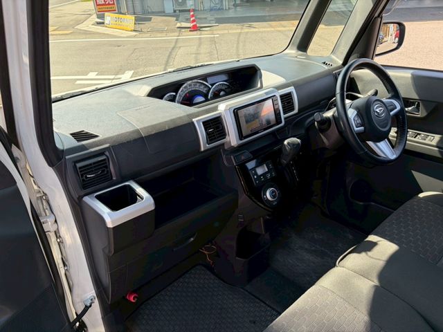 DAIHATSU WAKE 2018 Image 31