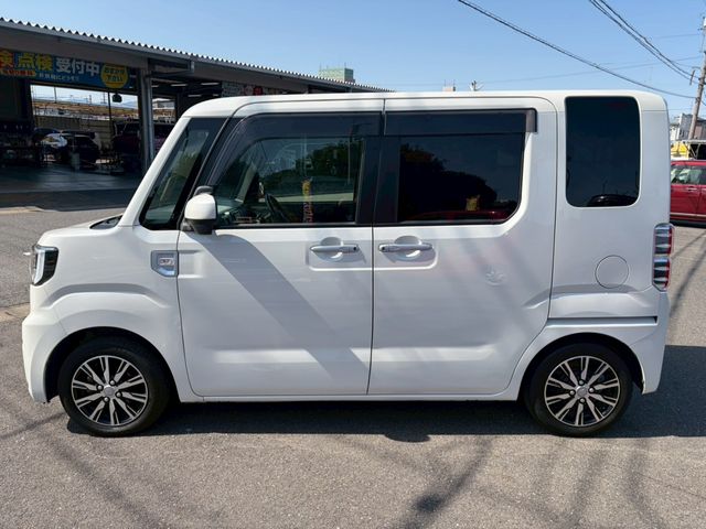 DAIHATSU WAKE 2018 Image 31