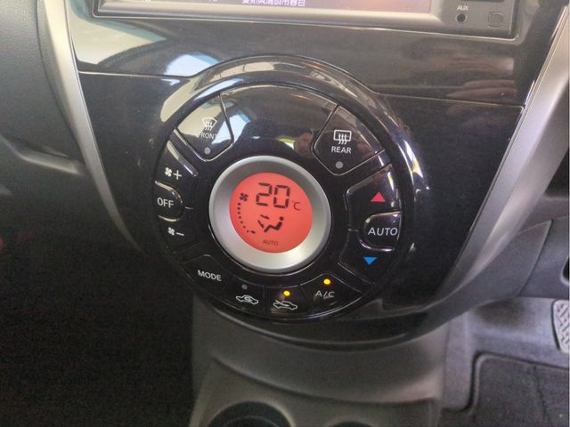 NISSAN NOTE 2013 Image 31