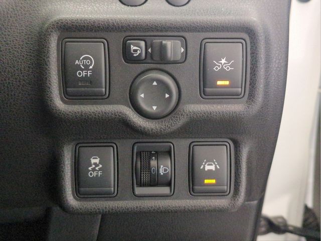 NISSAN NOTE 2013 Image 31