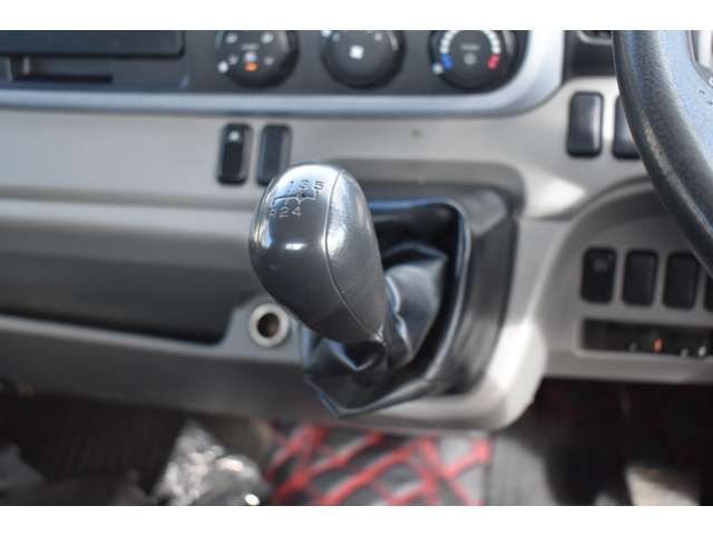 MITSUBISHI CANTER 2018 Image 31