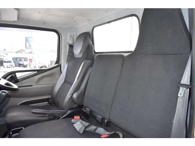 MITSUBISHI CANTER 2018 Image 31