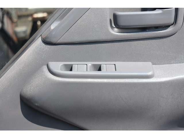 ISUZU ELF 2013 Image 31