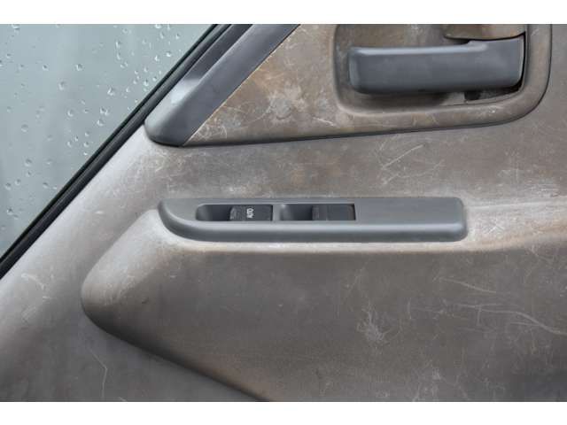 ISUZU ELF 2011 Image 31