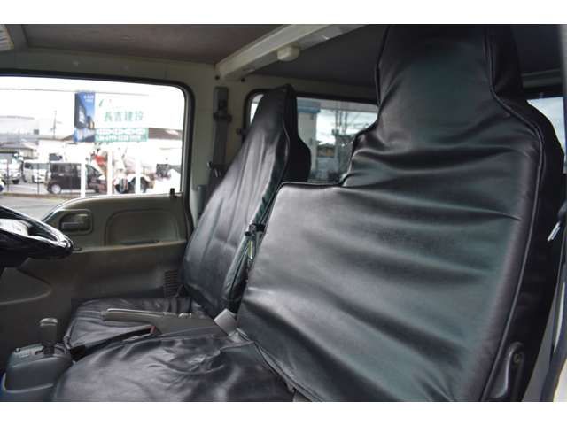 ISUZU ELF 2011 Image 31